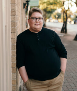 Photo of guest blogger Lex Vriend leaning suavely against a wall.